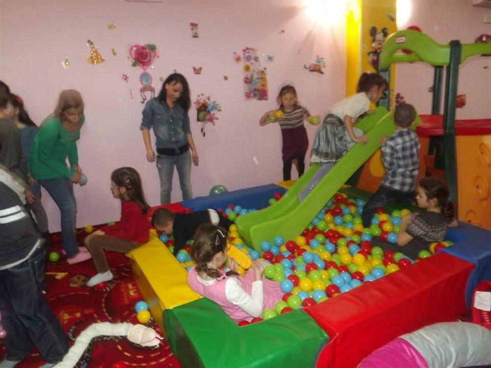West Plaza Hotel Bucureşti Ngoại thất bức ảnh