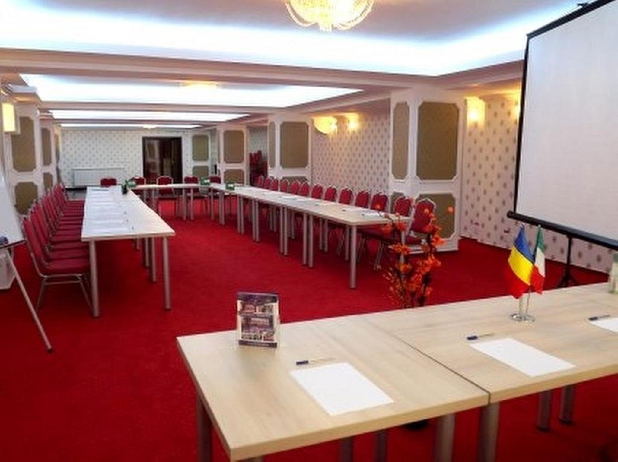 West Plaza Hotel Bucureşti Ngoại thất bức ảnh