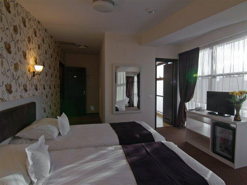 West Plaza Hotel Bucureşti Ngoại thất bức ảnh