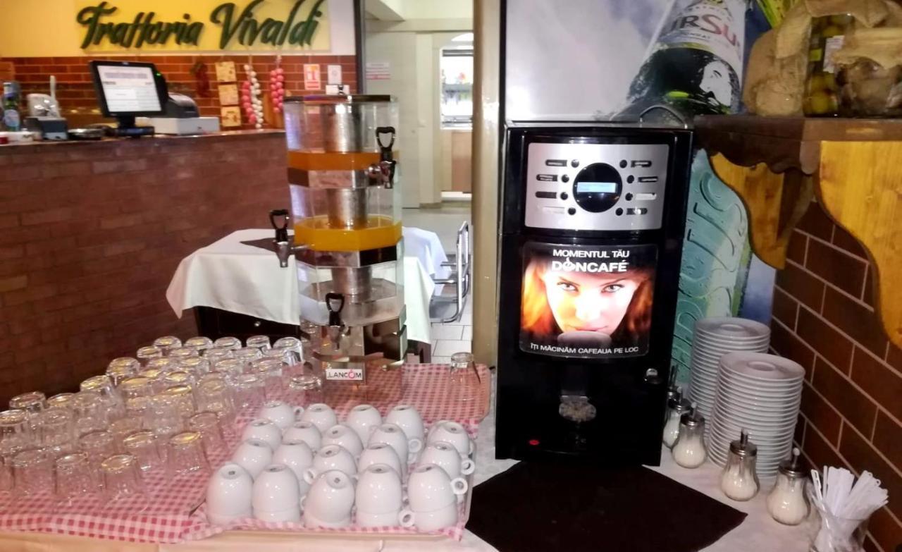 West Plaza Hotel Bucureşti Ngoại thất bức ảnh