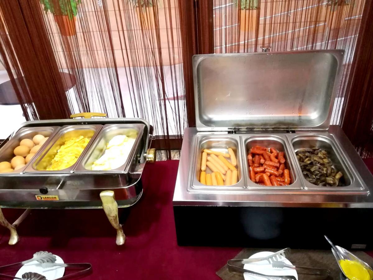 West Plaza Hotel Bucureşti Ngoại thất bức ảnh