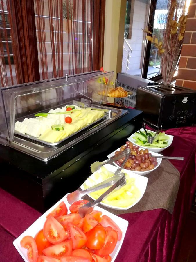 West Plaza Hotel Bucureşti Ngoại thất bức ảnh