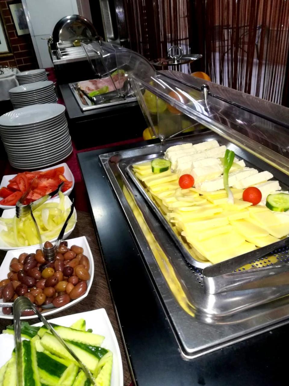 West Plaza Hotel Bucureşti Ngoại thất bức ảnh